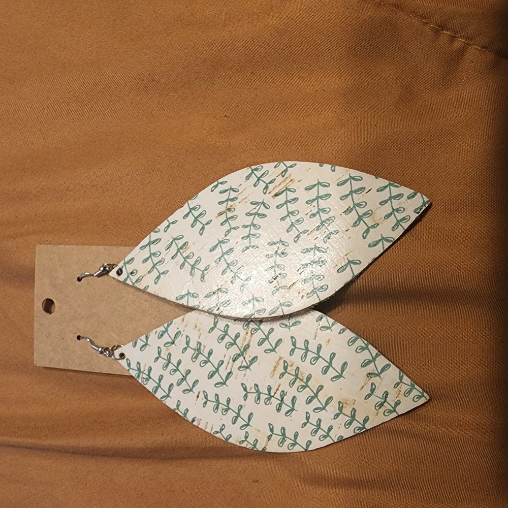 Leather earrings